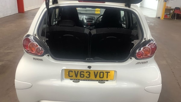 Used Toyota AYGO 2013 for sale - 76291117: Photo 7