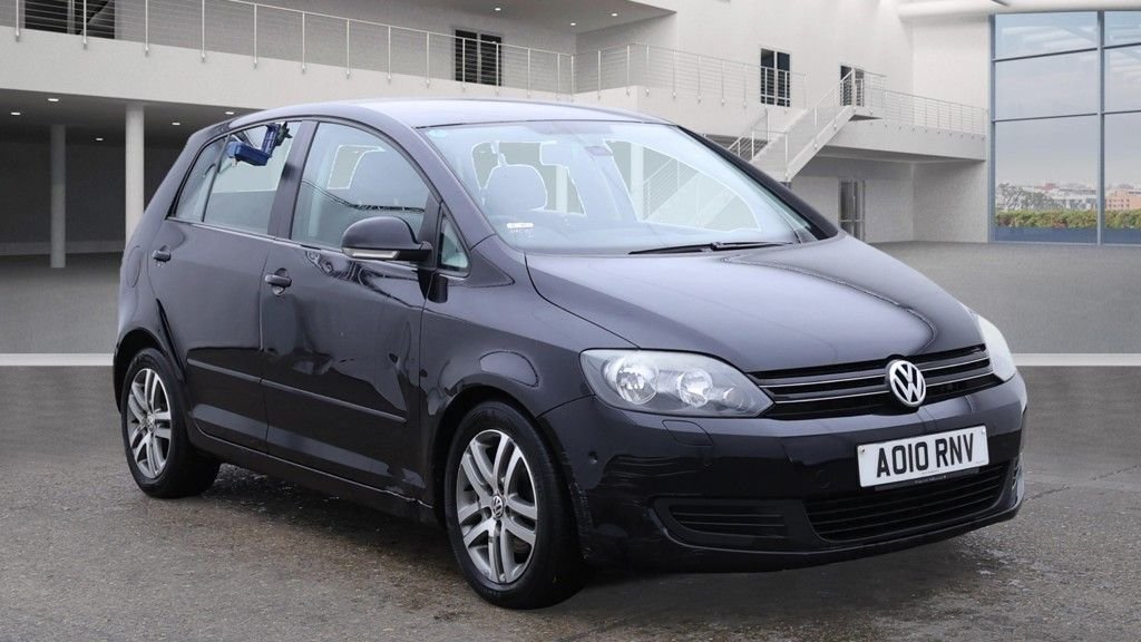 Used Volkswagen Golf Plus 2010 for sale - 76430207: Photo 1