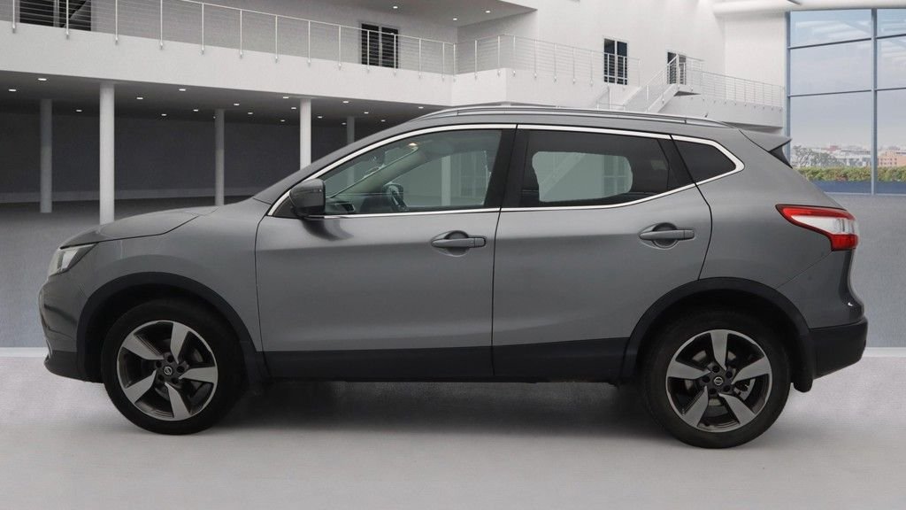 Used Nissan Qashqai 2015 for sale - 77089439: Photo 6