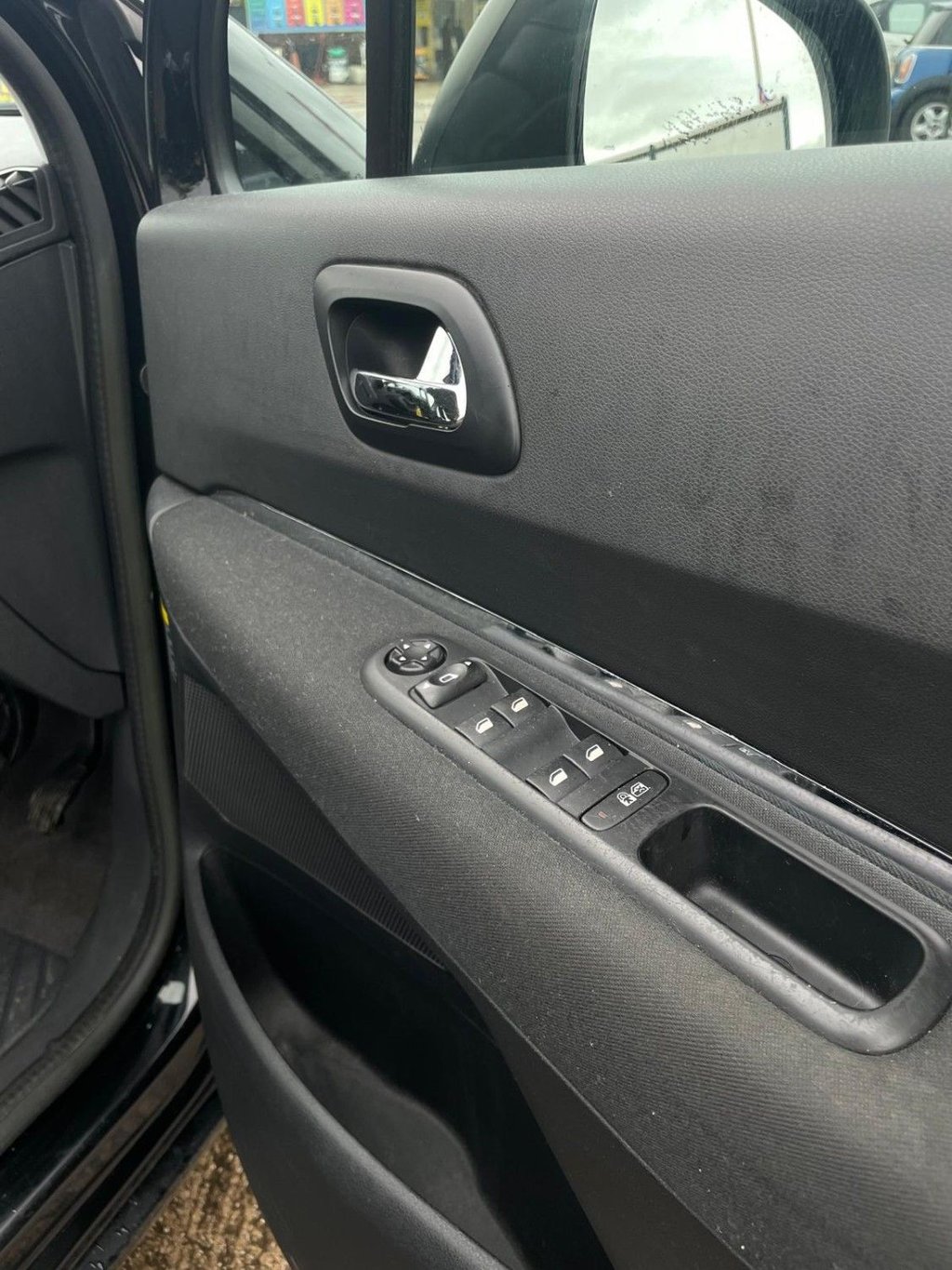 Used Peugeot 5008 2013 for sale - 76867303: Photo 19