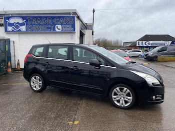 Used Peugeot 5008 2013 for sale - 76867303: Photo