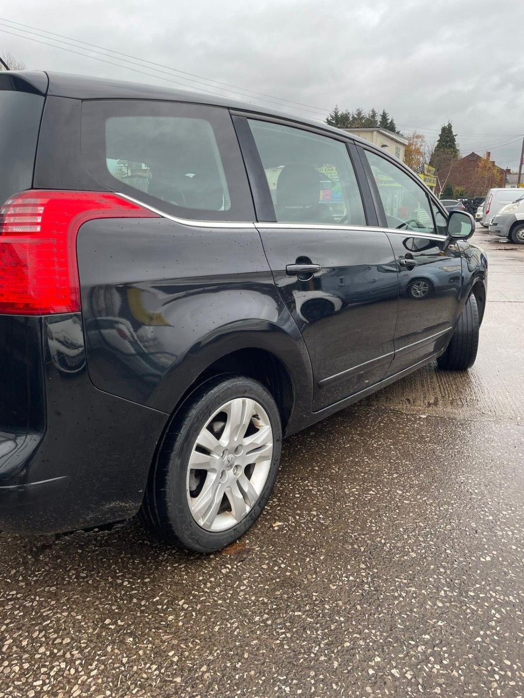 Used Peugeot 5008 2013 for sale - 76867303: Photo 8