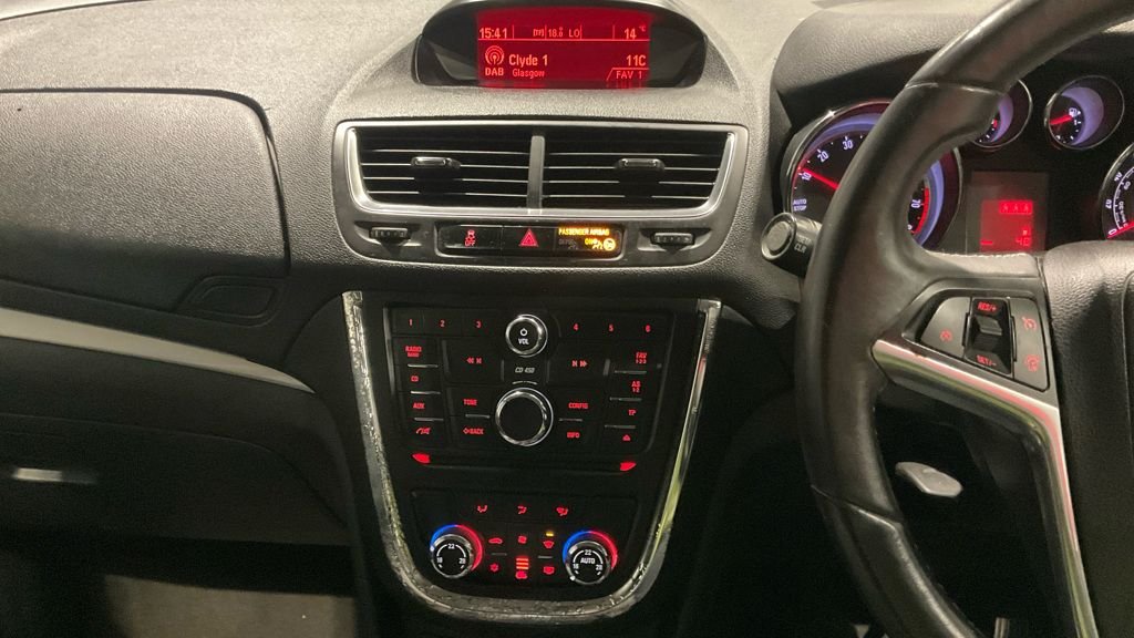 Used Vauxhall Mokka 2015 for sale - 76535883: Photo 8