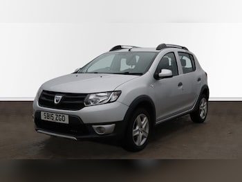 Used Dacia Sandero Stepway 2015 for sale - 77341480: Photo