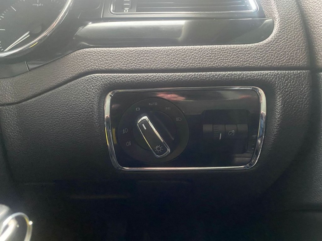 Used Skoda Superb 2014 for sale - 77422328: Photo 15