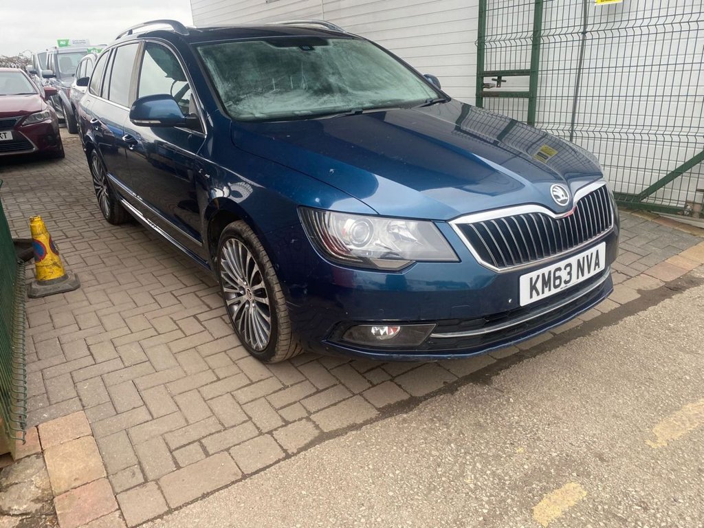 Used Skoda Superb 2014 for sale - 77422328: Photo 4