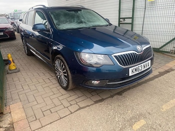 Used Skoda Superb 2014 for sale - 77422328: Photo