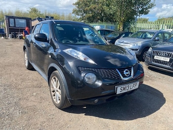 2013 (13) - 1.6 Acenta Premium SUV 5dr Petrol CVT Euro 5 (117 ps)