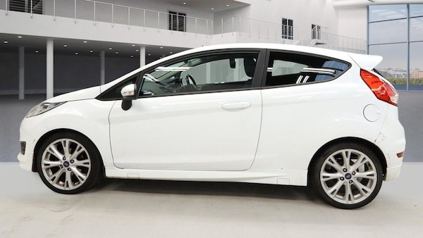 Used Ford Fiesta 2014 for sale - 76223176: Photo 5
