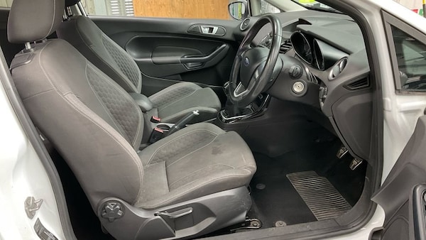 Used Ford Fiesta 2014 for sale - 76223176: Photo 8
