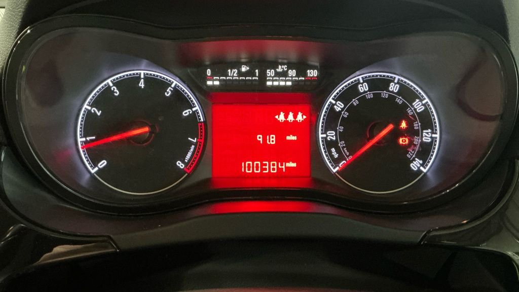 Used Vauxhall Corsa 2015 for sale - 77422324: Photo 7