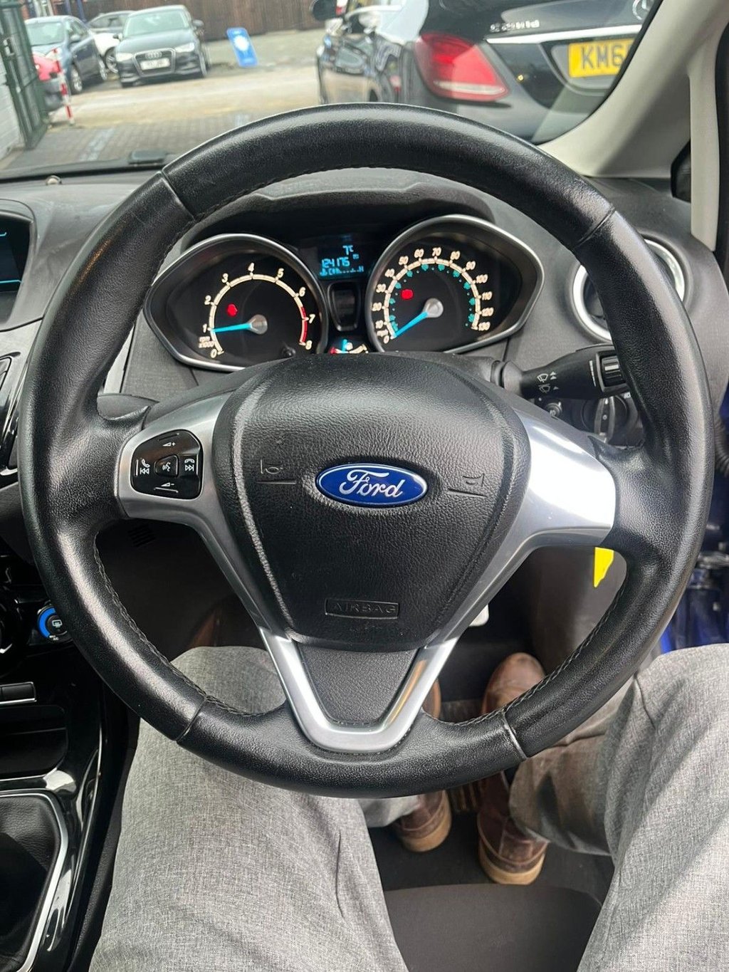 Used Ford Fiesta 2013 for sale - 76591092: Photo 21