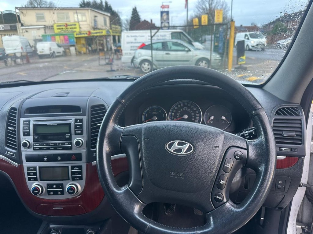 Used Hyundai Santa Fe 2009 for sale - 77936091: Photo 21