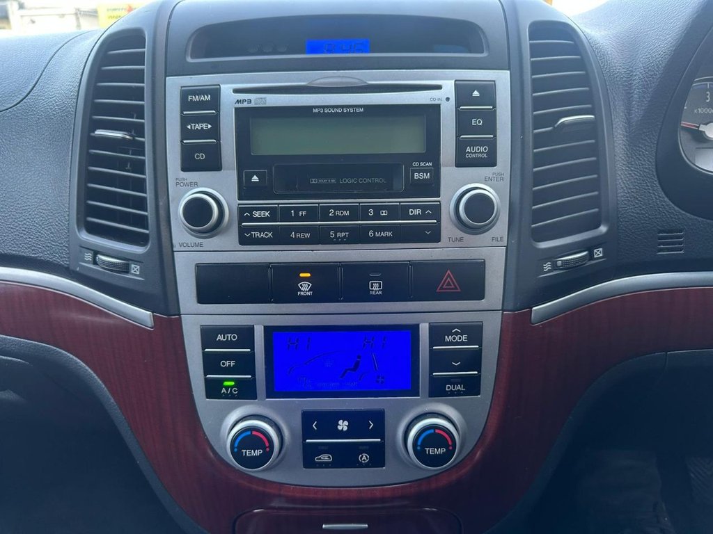 Used Hyundai Santa Fe 2009 for sale - 77936091: Photo 22