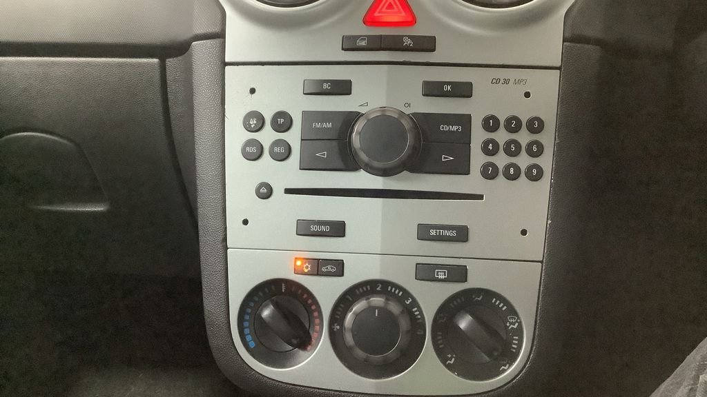 Used Vauxhall Corsa 2012 for sale - 76496395: Photo 11