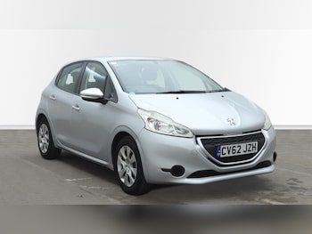 Used Peugeot 208 2012 for sale - 77053636: Photo