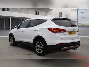 Used Hyundai Santa Fe 2015 for sale - 76223175: Photo 4