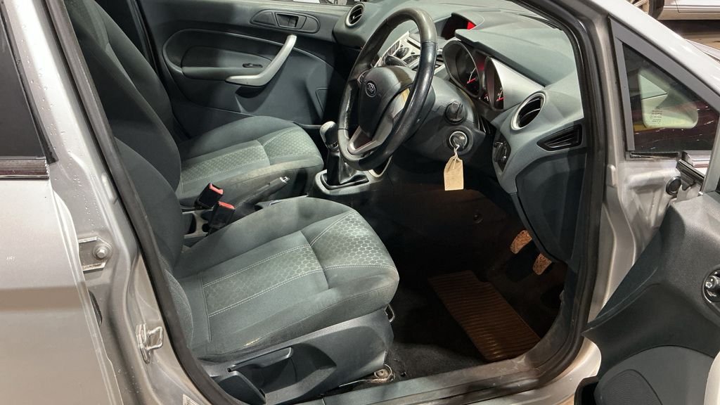 Used Ford Fiesta 2010 for sale - 78181710: Photo 9