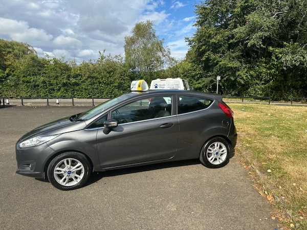 Used Ford Fiesta 2016 for sale - 75631062: Photo 9