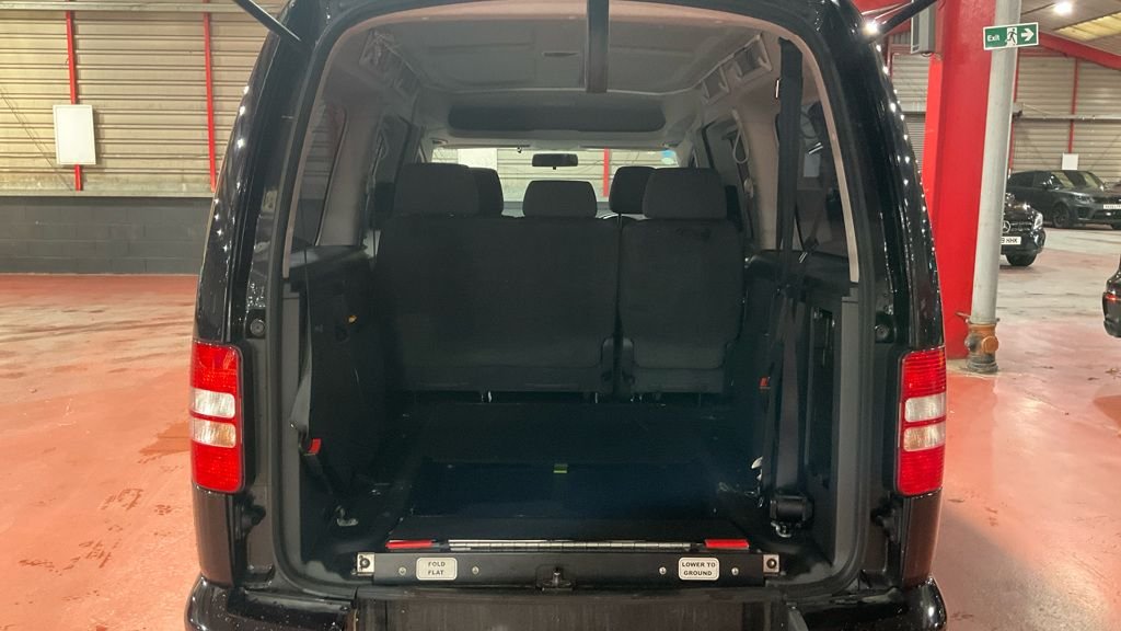 Used Volkswagen Caddy Maxi Life 2014 for sale - 76923655: Photo 7