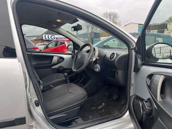 Used Peugeot 107 2013 for sale - 77600130: Photo