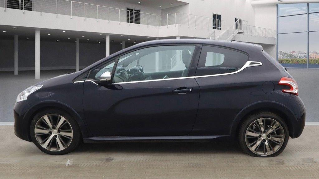 Used Peugeot 208 2014 for sale - 78030764: Photo 7