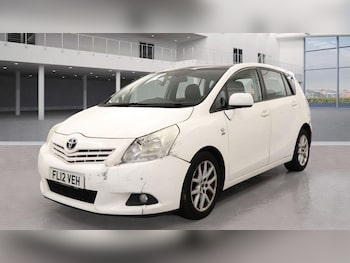 Used Toyota Verso 2012 for sale - 75947810: Photo