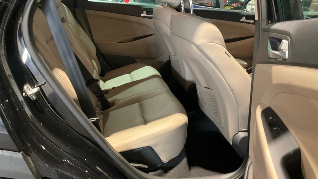 Used Hyundai TUCSON 2016 for sale - 77236626: Photo 9