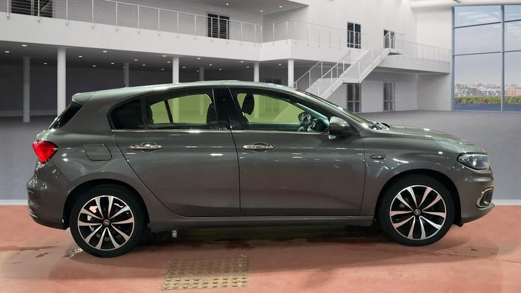 Used Fiat Tipo 2017 for sale - 76604850: Photo 2