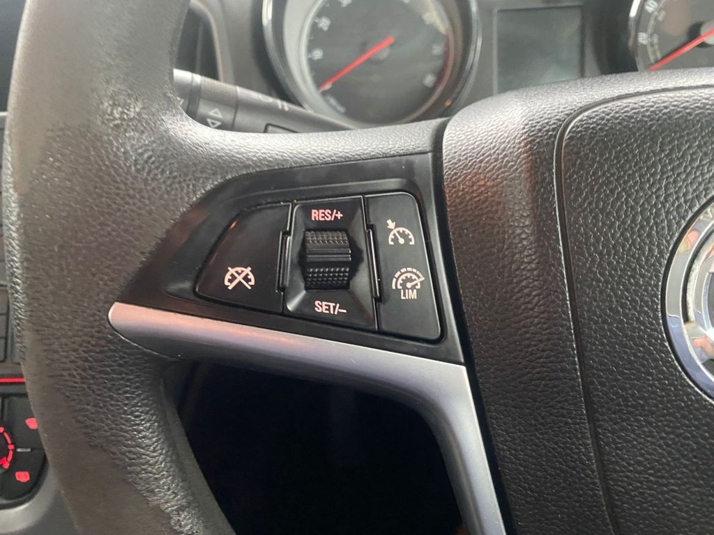 Used Vauxhall Astra 2013 for sale - 76376087: Photo 11