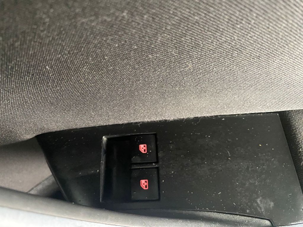 Used Vauxhall Astra 2013 for sale - 76376087: Photo 17