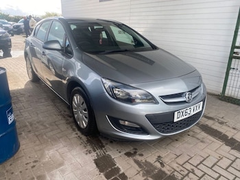 2013 (63) - 1.4i 16V Exclusiv 5dr