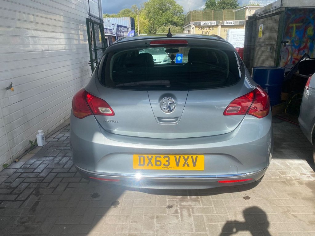Used Vauxhall Astra 2013 for sale - 76376087: Photo 3