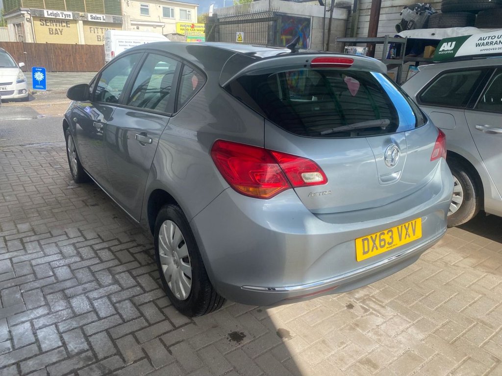 Used Vauxhall Astra 2013 for sale - 76376087: Photo 4