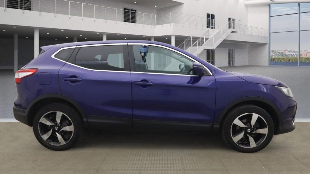 Used Nissan Qashqai 2015 for sale - 77937090: Photo 6