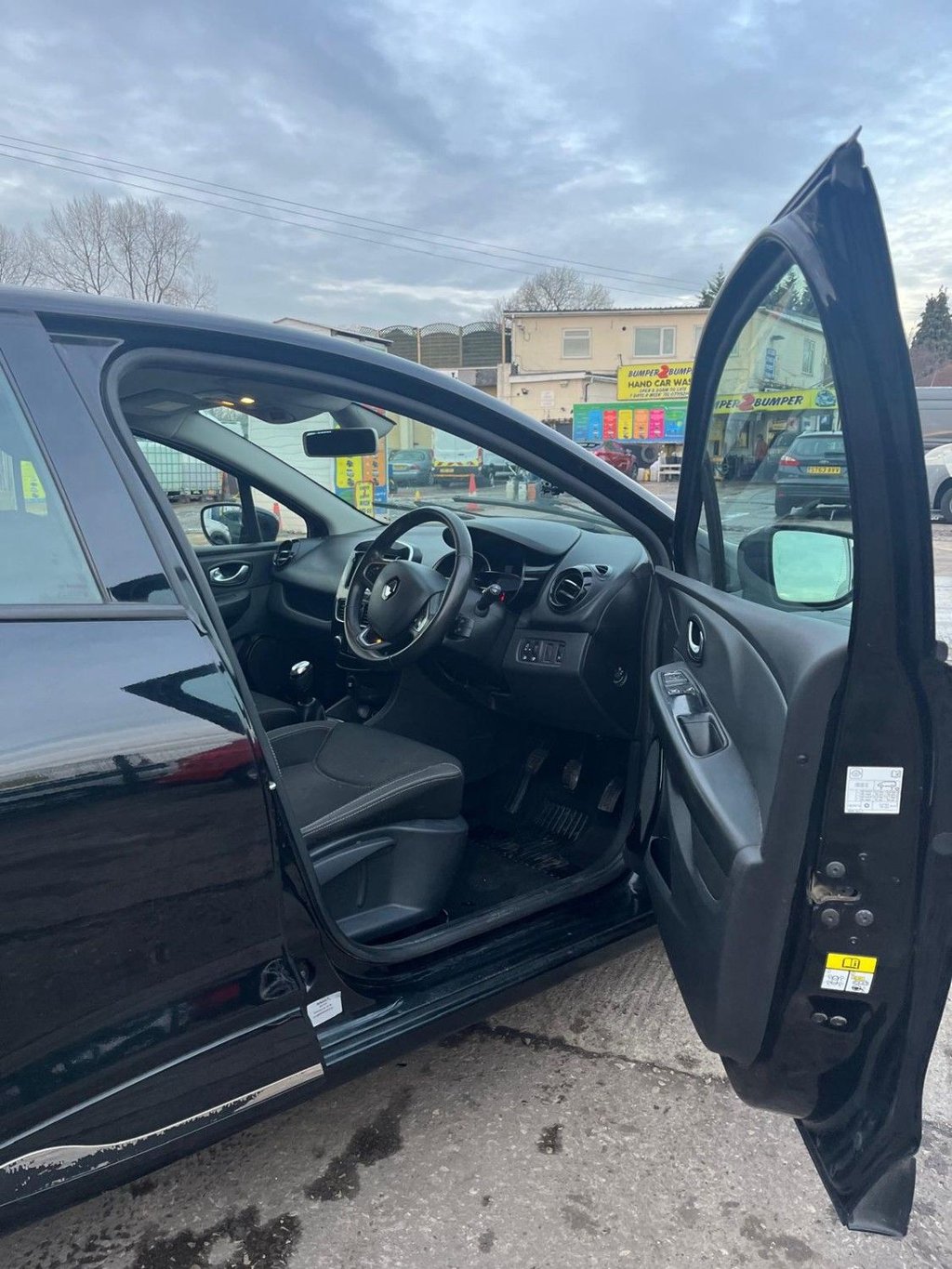 Used Renault Clio 2017 for sale - 76546601: Photo 11