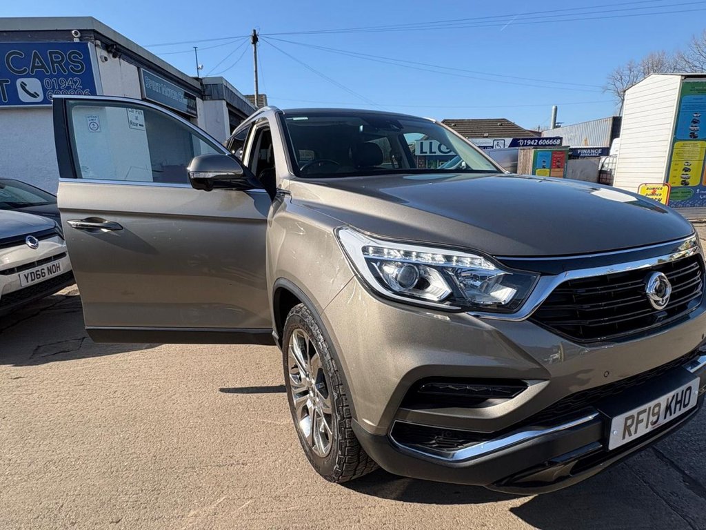 Used Ssangyong Rexton 2019 for sale - 77720047: Photo 2