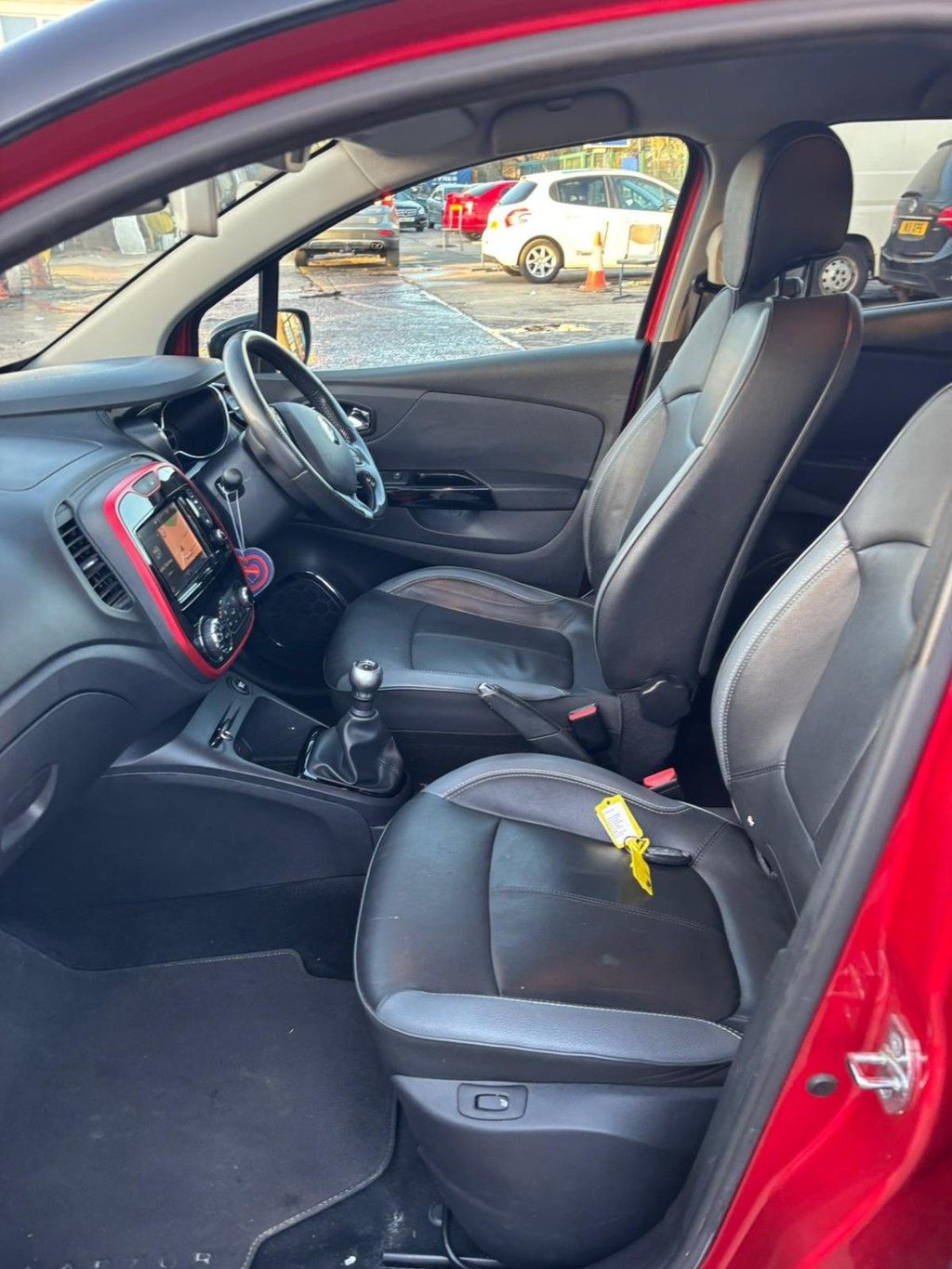 Used Renault Captur 2017 for sale - 77755215: Photo 17