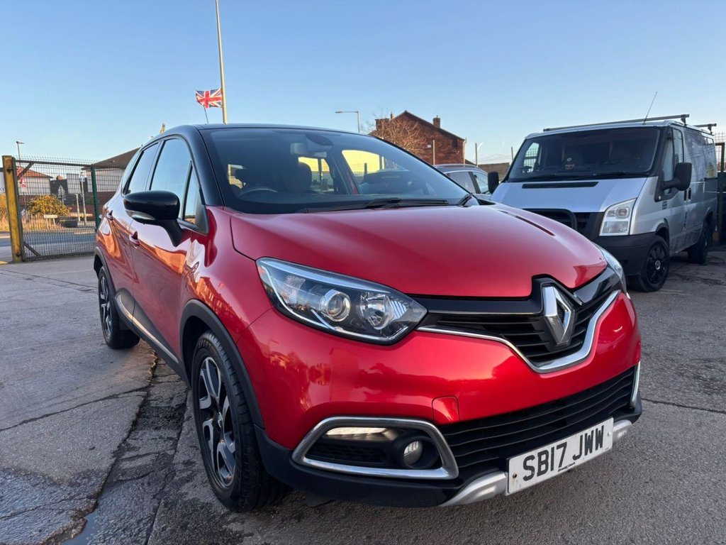 Used Renault Captur 2017 for sale - 77755215: Photo 3