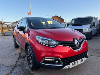 Used Renault Captur 2017 for sale - 77755215: Photo