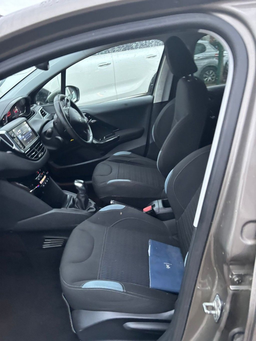 Used Peugeot 208 2015 for sale - 77936212: Photo 15