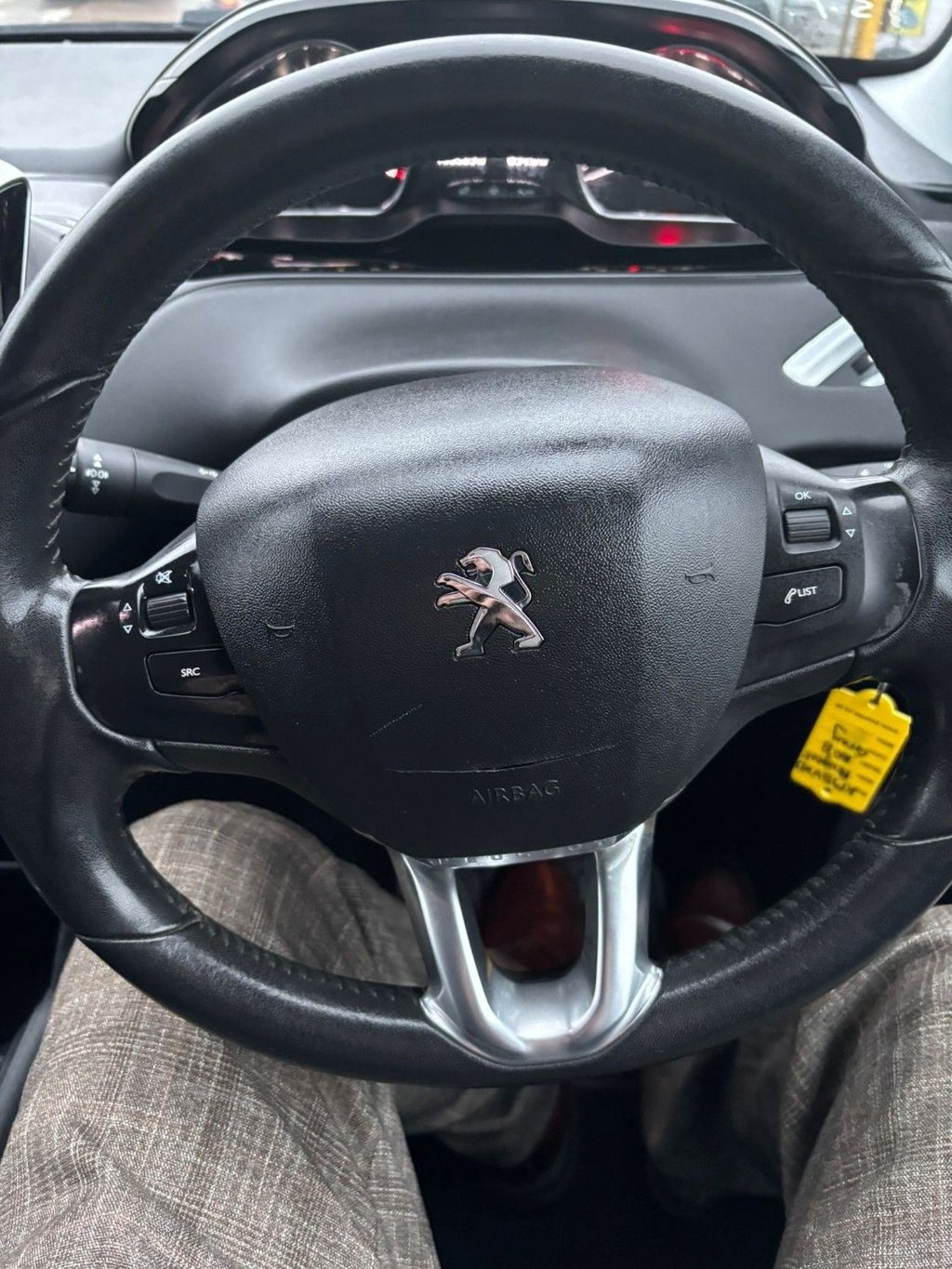 Used Peugeot 208 2015 for sale - 77936212: Photo 20