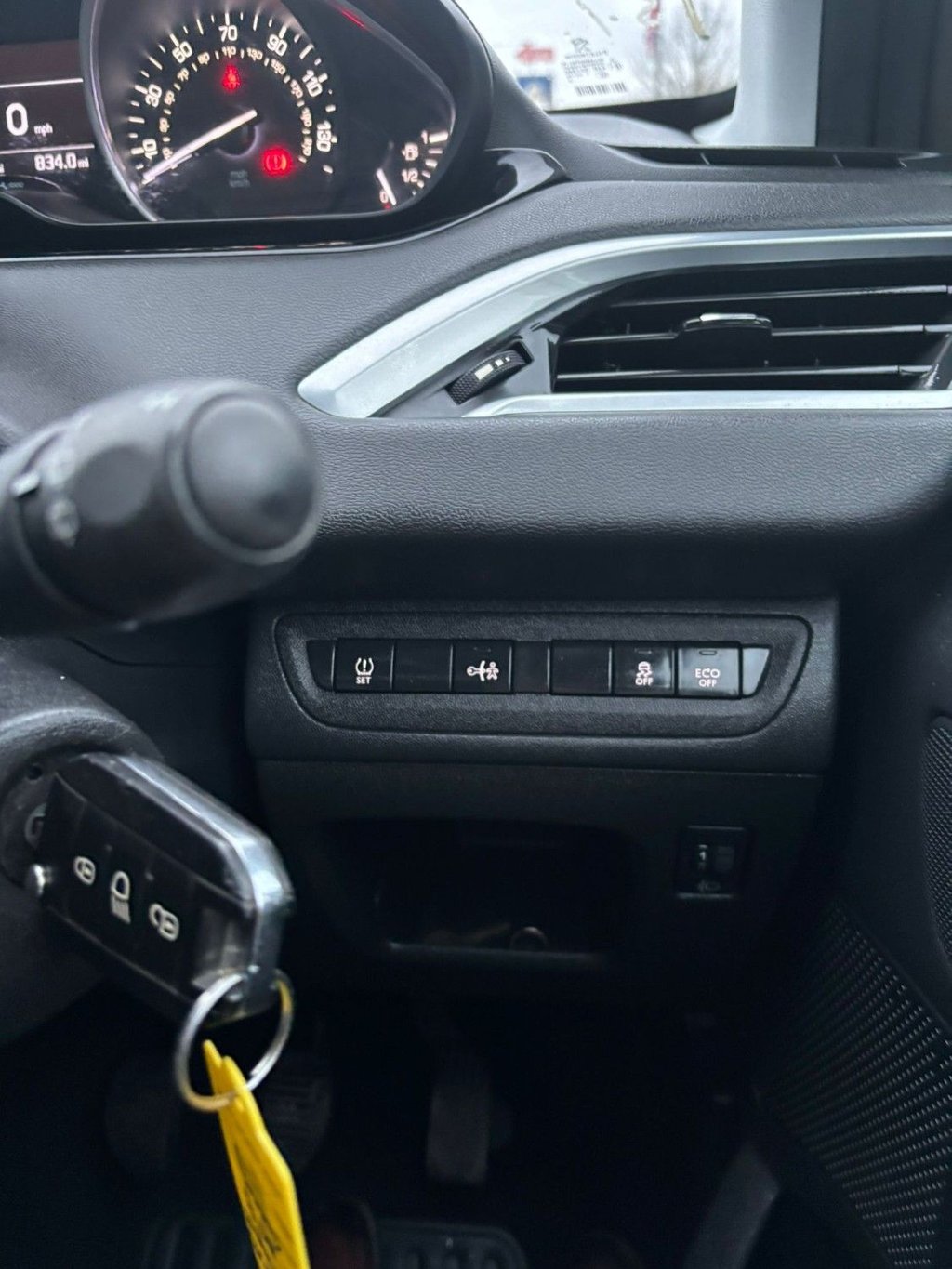 Used Peugeot 208 2015 for sale - 77936212: Photo 22