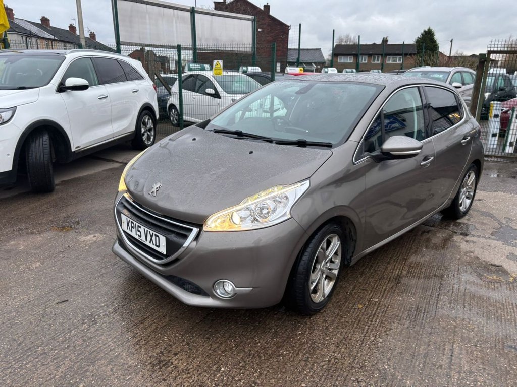 Used Peugeot 208 2015 for sale - 77936212: Photo 6