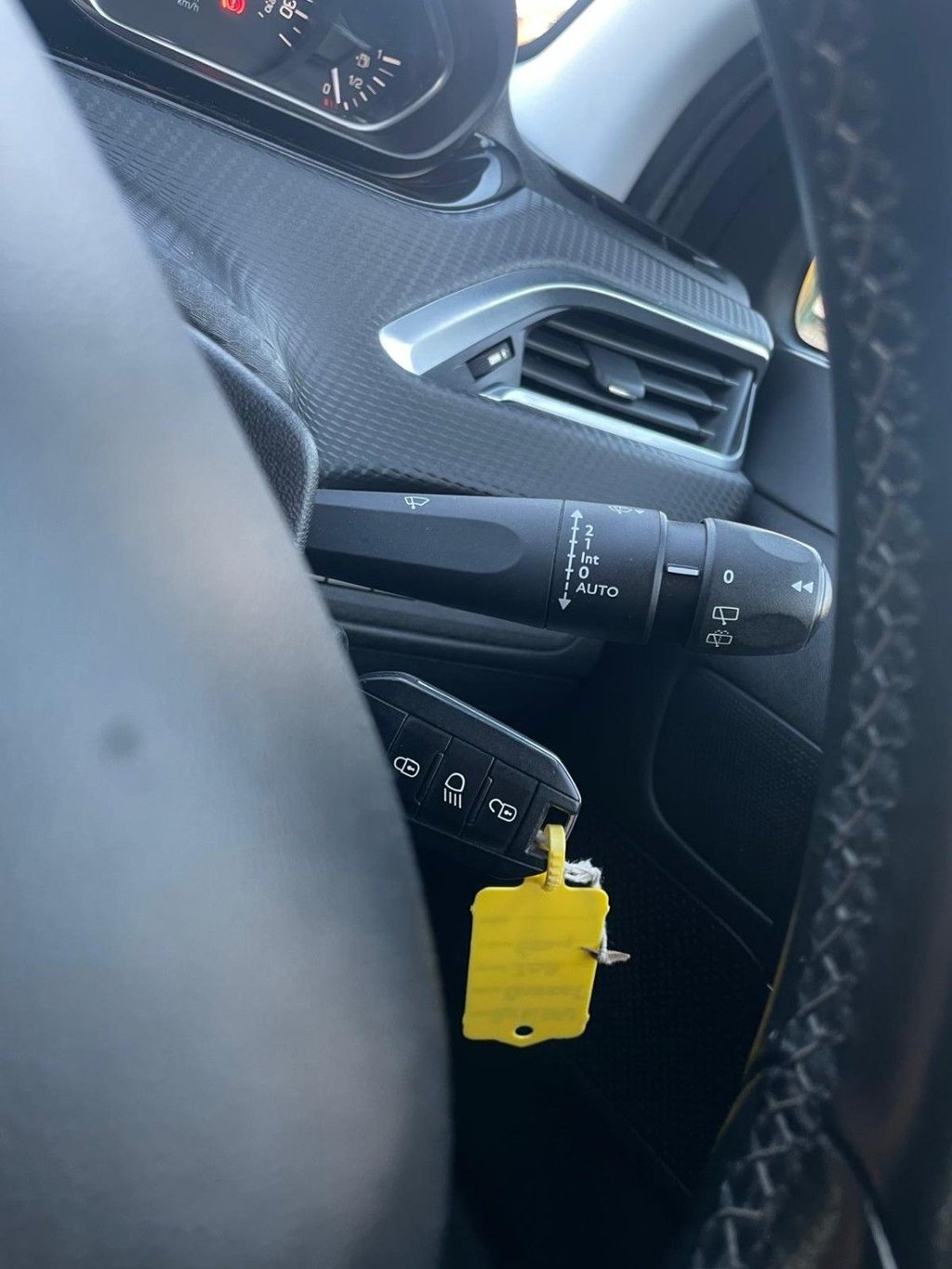 Used Peugeot 208 2016 for sale - 76496776: Photo 18