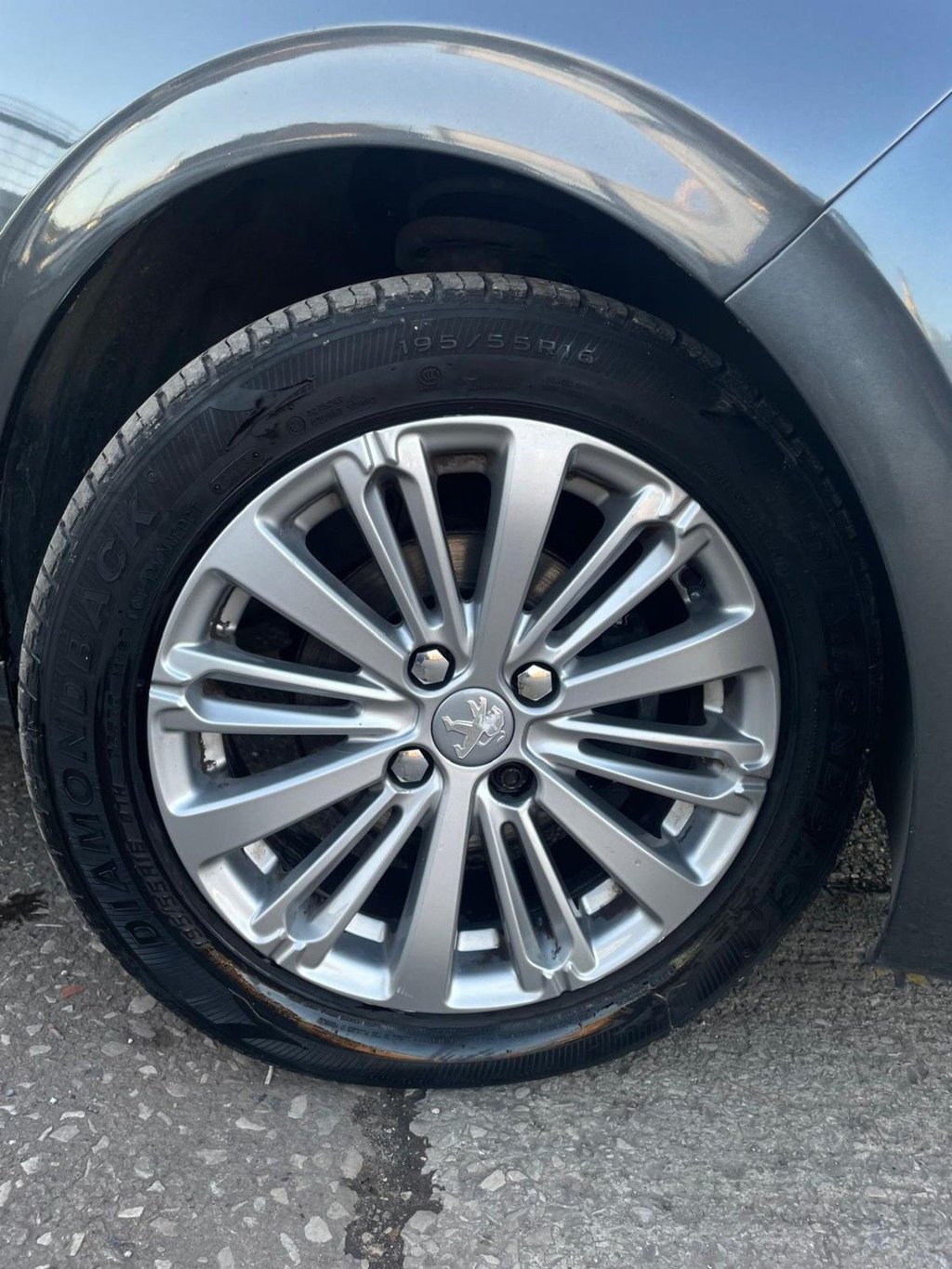 Used Peugeot 208 2016 for sale - 76496776: Photo 22