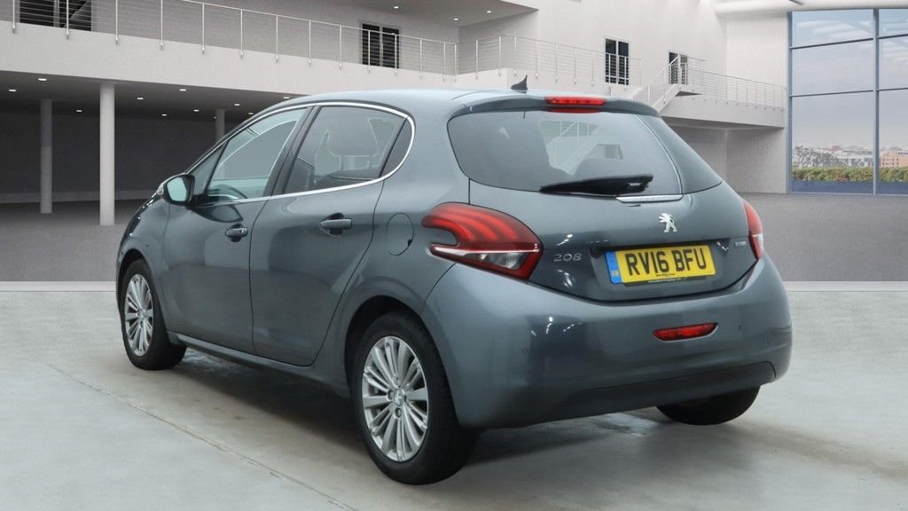 Used Peugeot 208 2016 for sale - 76496776: Photo 3