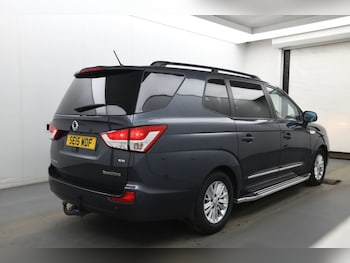 Used Ssangyong Turismo 2015 for sale - 78382420: Photo