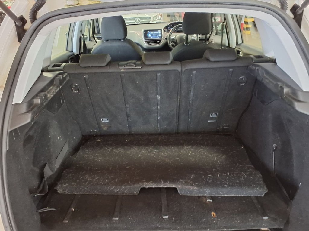 Used Peugeot 2008 2014 for sale - 78212820: Photo 11