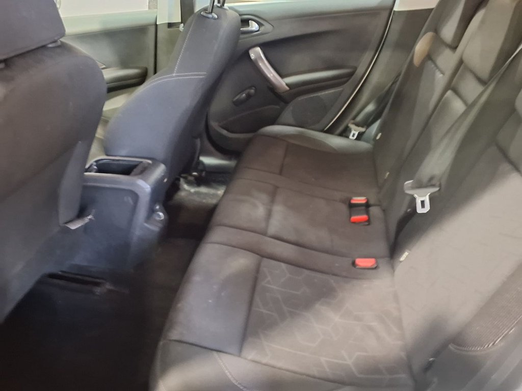 Used Peugeot 2008 2014 for sale - 78212820: Photo 9